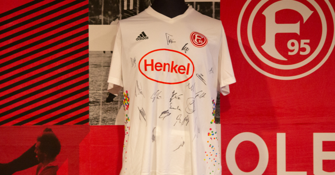 F95 Aufwärmtrikot 10   F95 Aufwärmtrikot 10