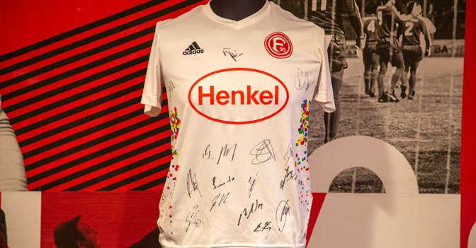 F95 Aufwärmtrikot 2   F95 Aufwärmtrikot 2