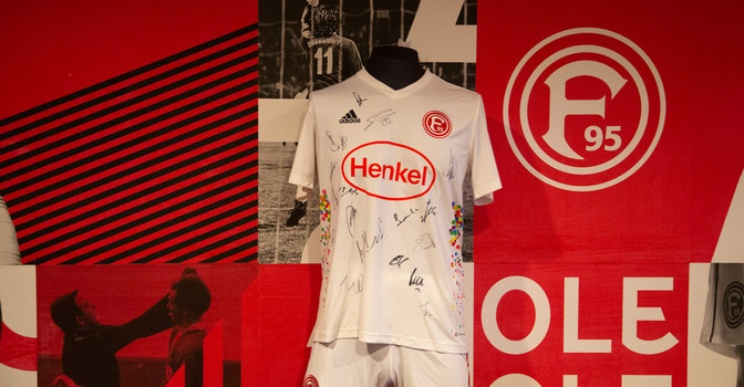 F95 Aufwärmtrikot 7   F95 Aufwärmtrikot 7