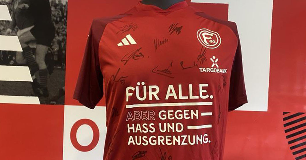  F95 NieWieder Shirt 12 