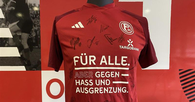 F95 NieWieder Shirt 14   F95 NieWieder Shirt 14
