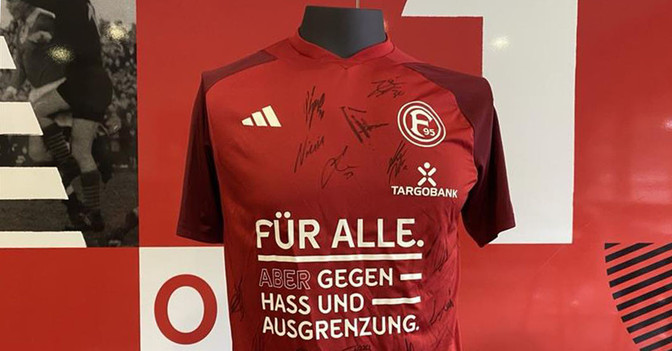 F95 NieWieder Shirt 15   F95 NieWieder Shirt 15