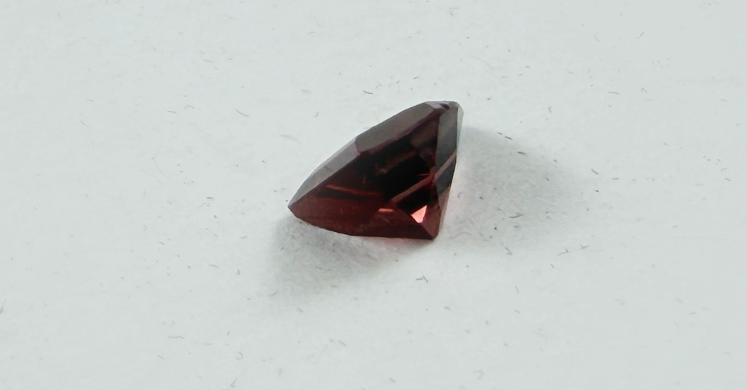 Fancy Cut Granat  