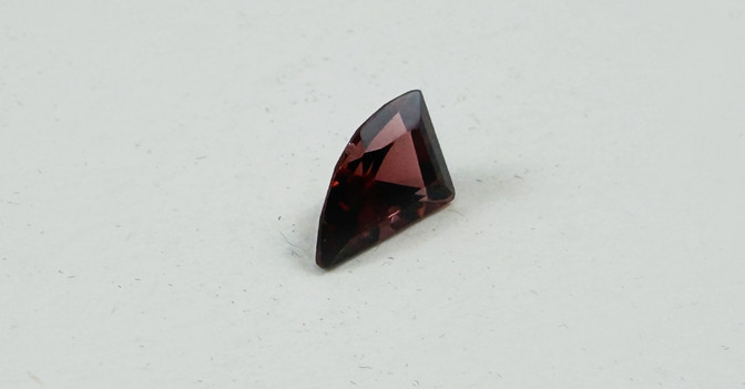  Fancy Cut Granat  