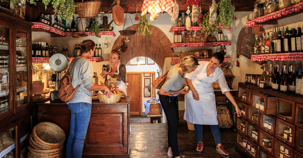 Fattoria La Vialla   Fattoria La Vialla