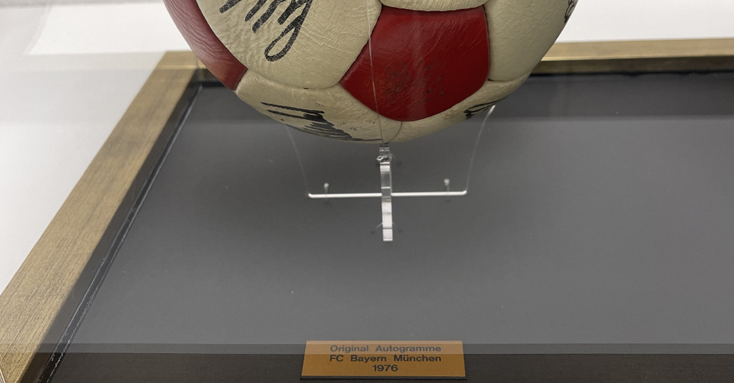 FC Bayern Bälle   FC Bayern Bälle