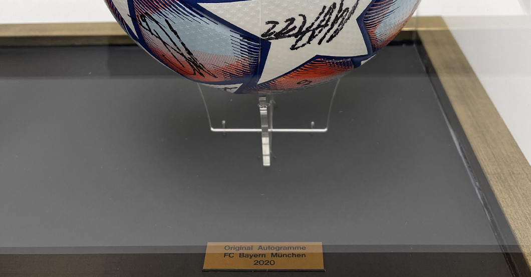 FC Bayern Bälle   FC Bayern Bälle