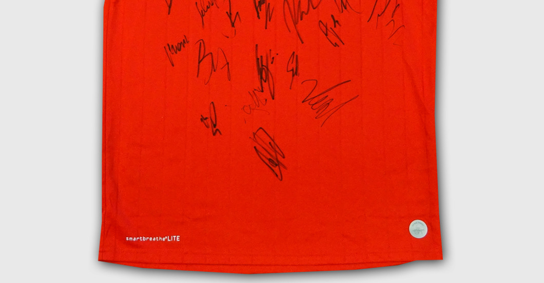  FC Trikot teamsigniert 