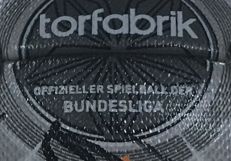  FCB-Spielball signiert 