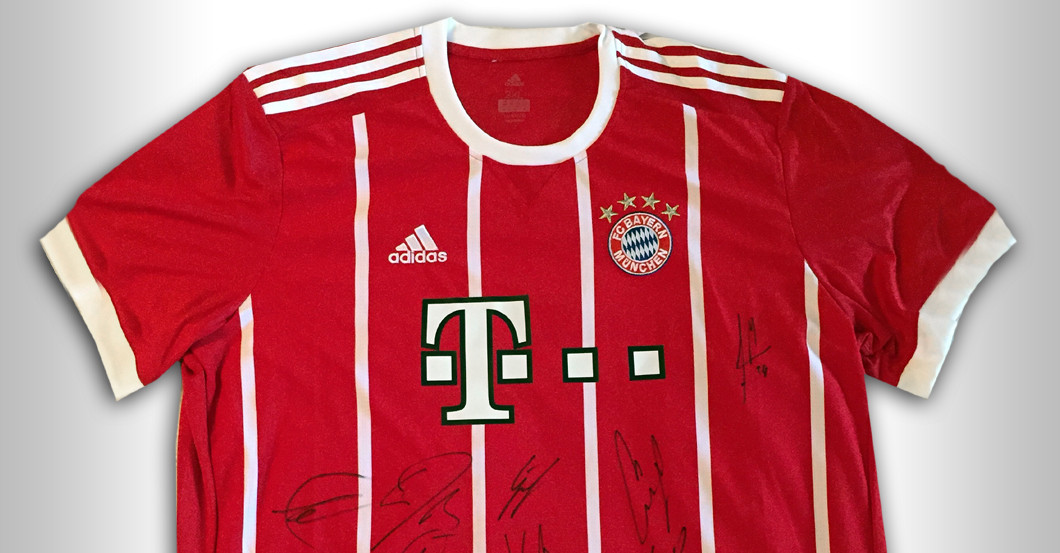 FCB Trikot aktuell   FCB Trikot aktuell