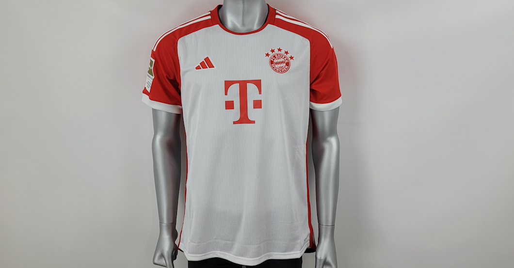 FCB-Trikot Guerreiro    FCB-Trikot Guerreiro