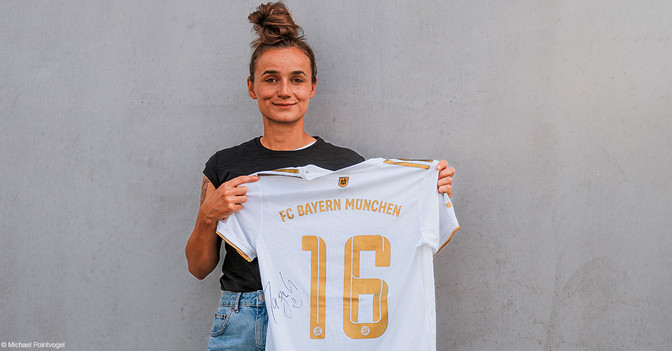 FCB Trikot Magull   FCB Trikot Magull