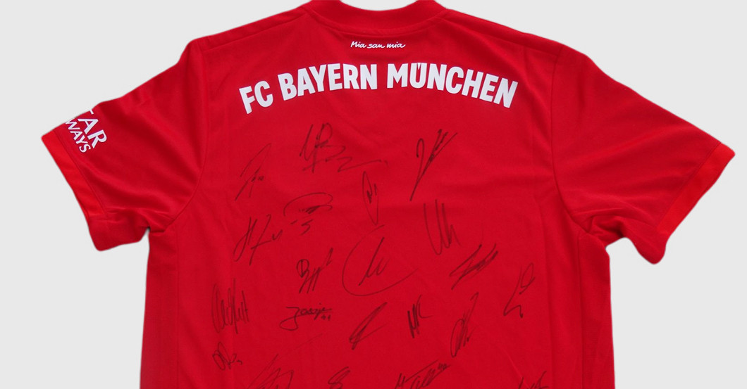 FCB Trikot teamsigniert   FCB Trikot teamsigniert