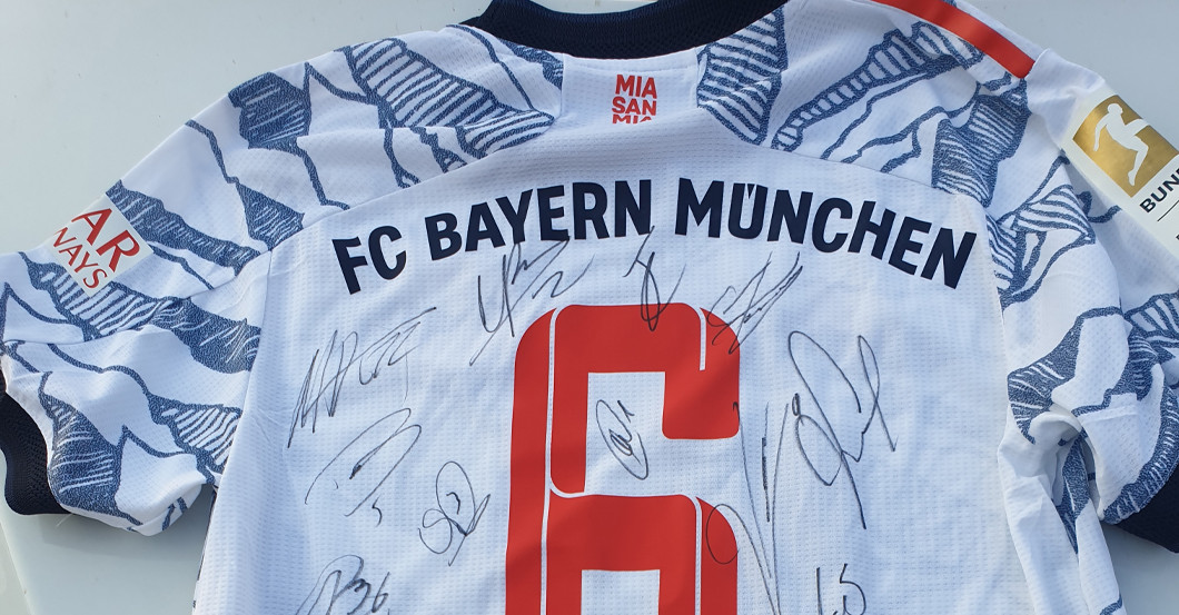  FCB Trikots Kimmich Sane 