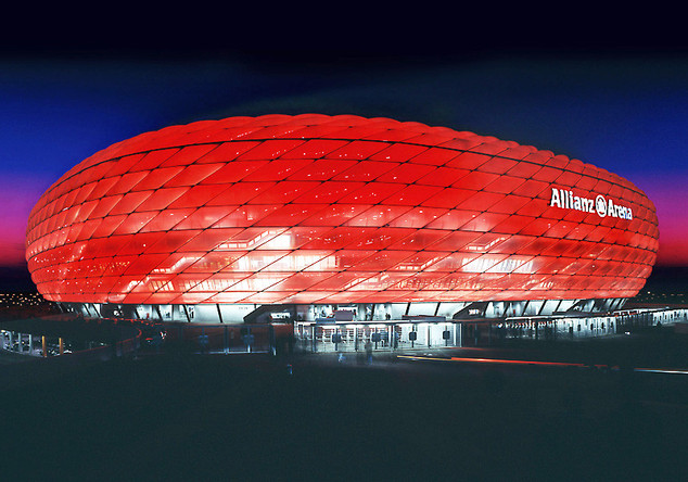 FCB-VIP in der E.ON-Loge   FCB-VIP in der E.ON-Loge