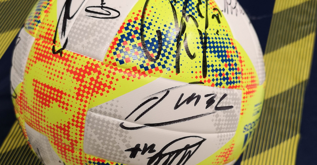 Fenerbahce Trikot Ball   Fenerbahce Trikot Ball