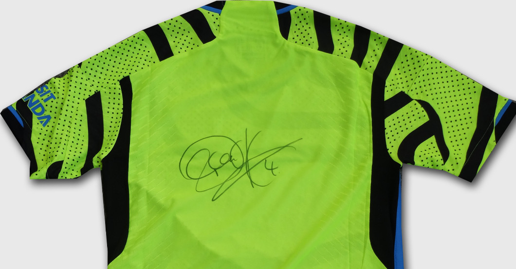 FH Mertesacker Arsenal    FH Mertesacker Arsenal