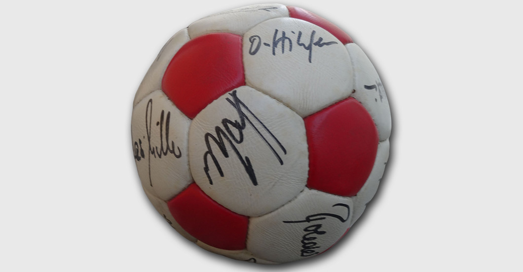 FH Stuttgart Ball   FH Stuttgart Ball