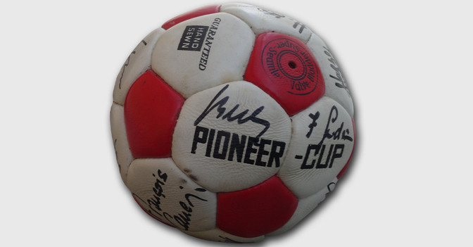 FH Stuttgart Ball   FH Stuttgart Ball