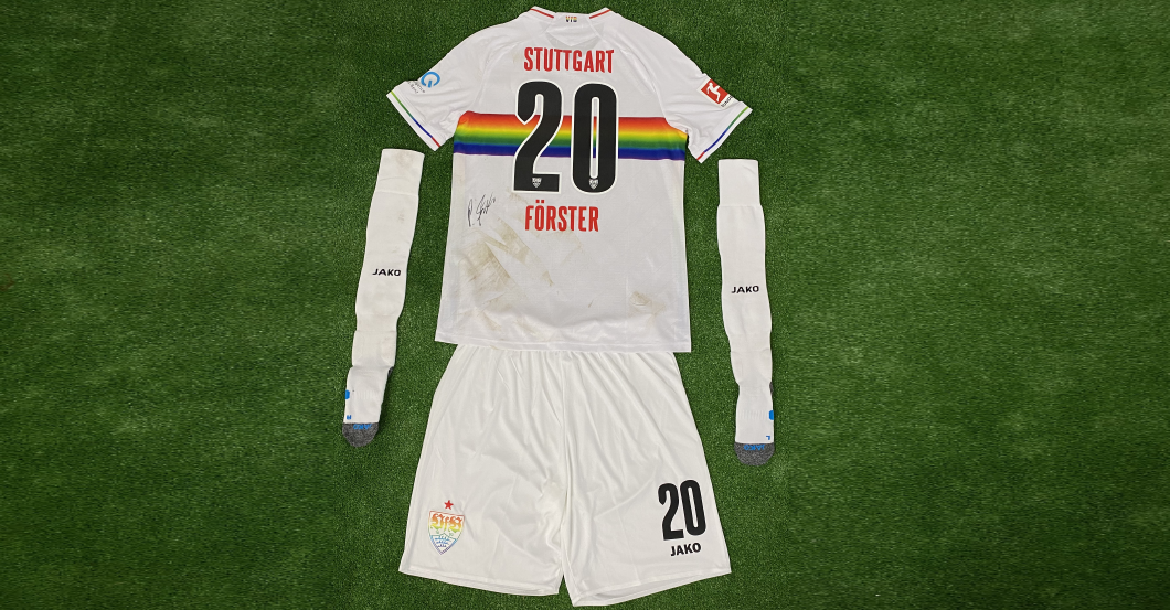  Förster Outfit signiert 