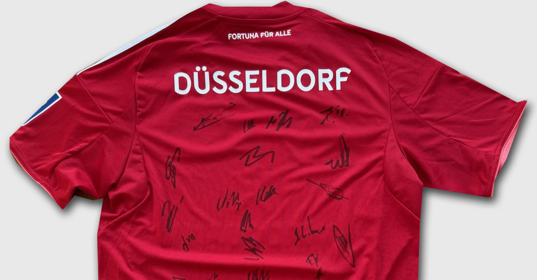  Fortuna Trikot signiert 