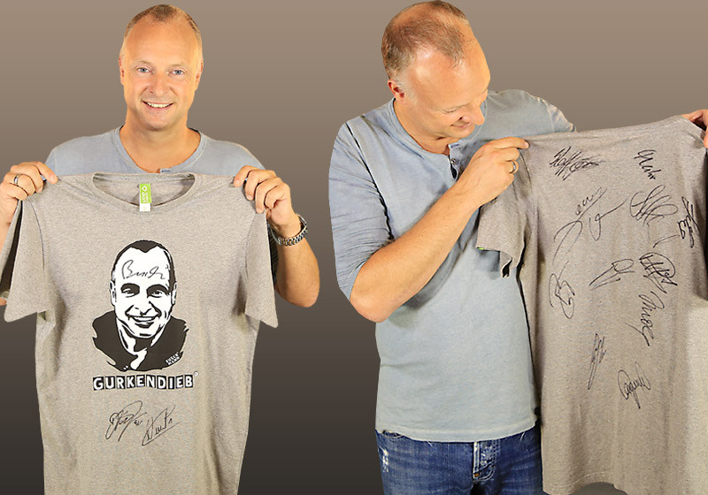 Frank Buschmanns signiertes Shirt von Nowitzkis Charity-Spiel