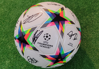  Frankfurt CL-Spielball 