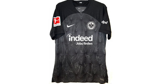 Frankfurt Trikot auswärts   Frankfurt Trikot auswärts