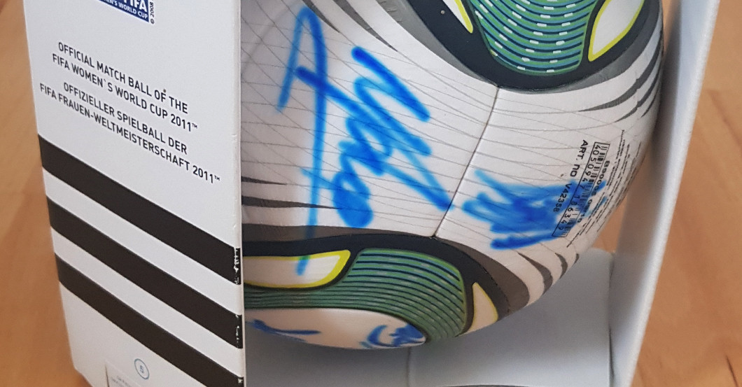  Frauen WM 2011 Ball 