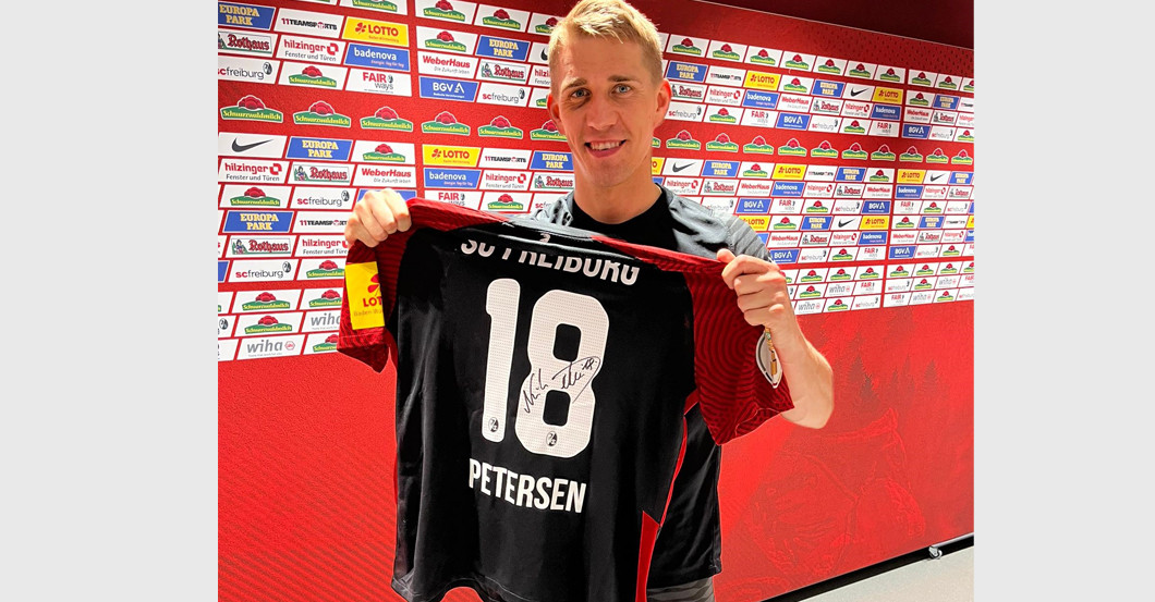 Freiburg Trikot Petersen   Freiburg Trikot Petersen