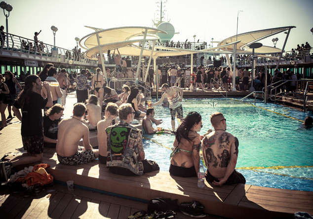  Full Metal Cruise III 