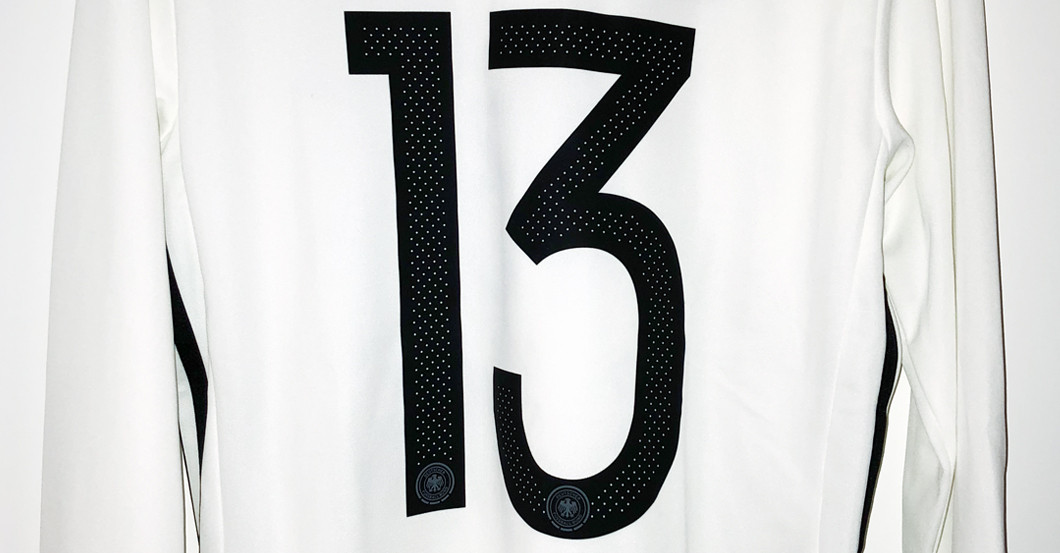 Fußball Frauen Trikot   Fußball Frauen Trikot