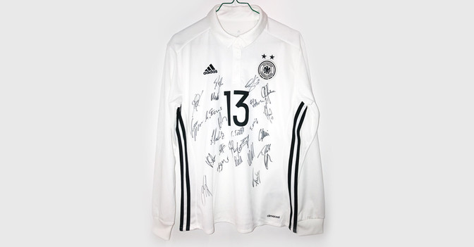 Fußball Frauen Trikot   Fußball Frauen Trikot