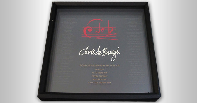 Gerahmter Award de Burgh   Gerahmter Award de Burgh