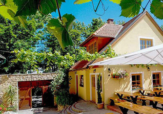  GF 24 Weine Hotel 