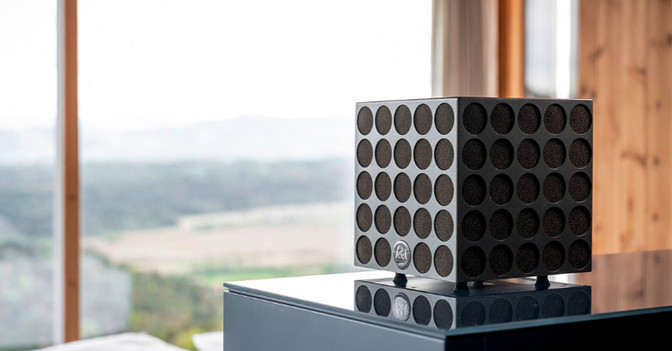 GF Poet Soundbox   GF Poet Soundbox