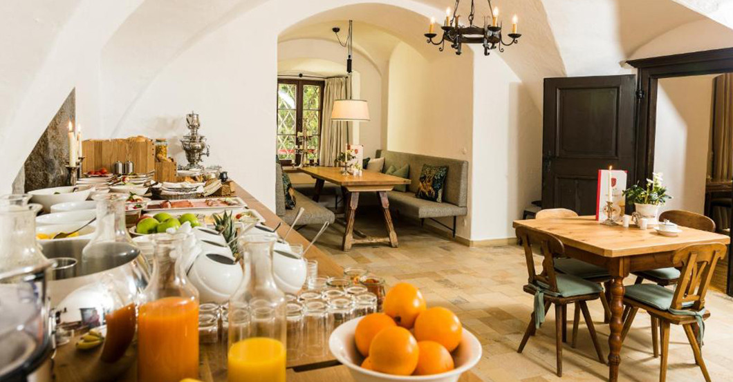 GF Schloss Prielau   GF Schloss Prielau