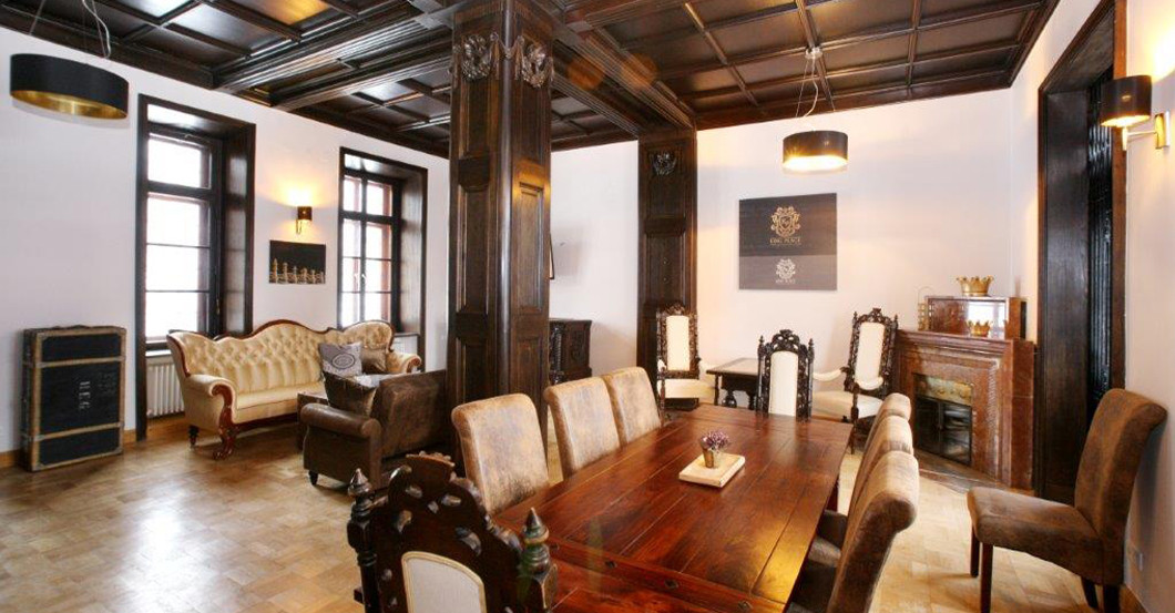 GF Toni Polster Grillen   GF Toni Polster Grillen