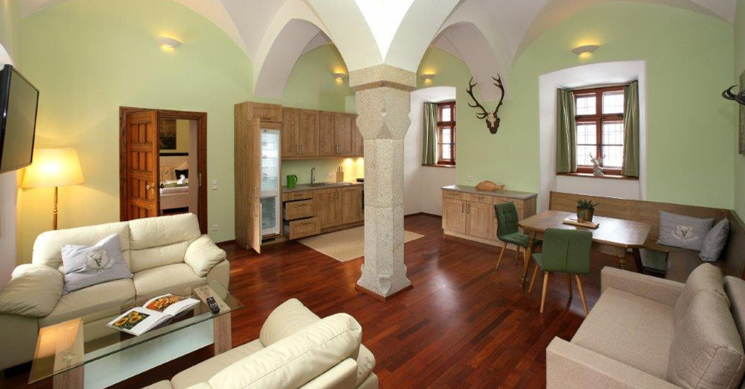  GF Wein Kunst Fischhorn  