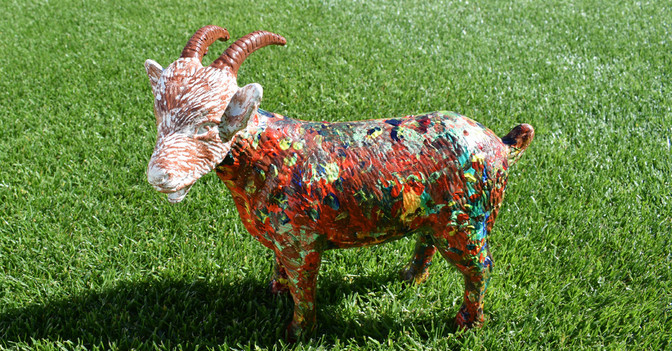 Gipsgeißbock Risse   Gipsgeißbock Risse