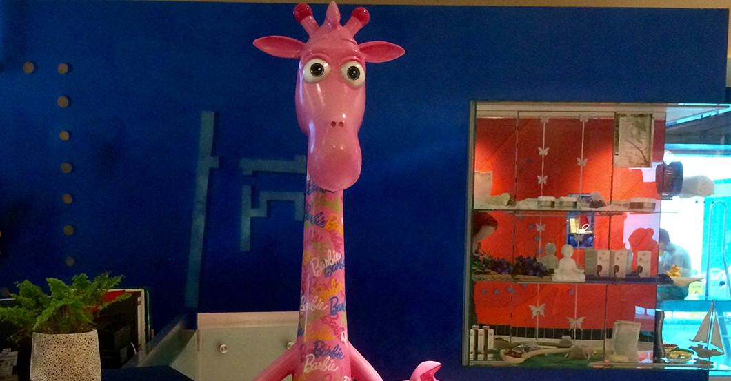 Giraffe Barbie    Giraffe Barbie