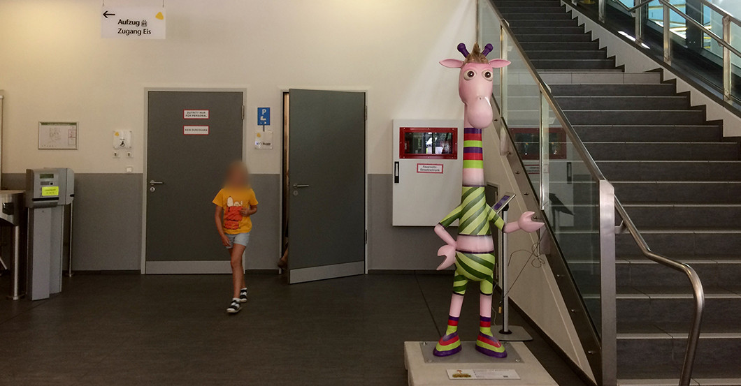 Giraffe Speedy   Giraffe Speedy