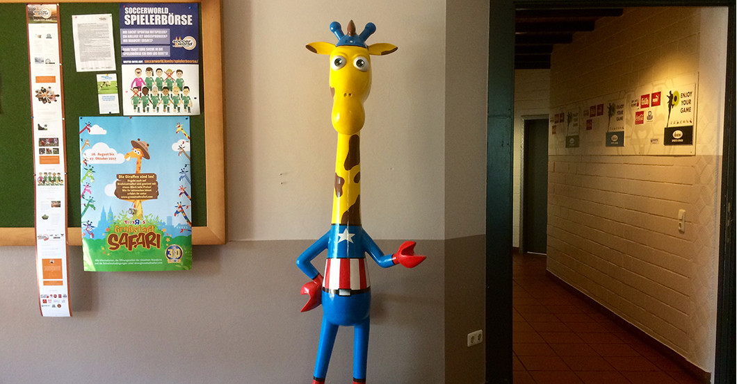 Giraffe Timo Win   Giraffe Timo Win