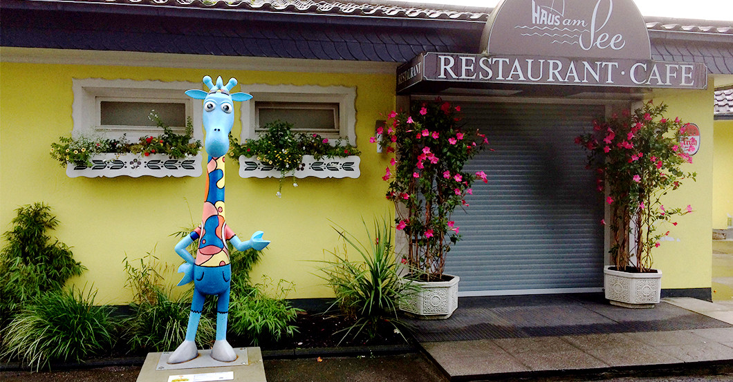 Giraffe Wanderlust   Giraffe Wanderlust