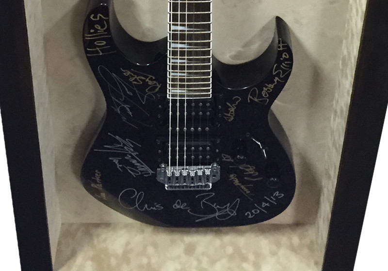  Gitarre von Poplegenden 