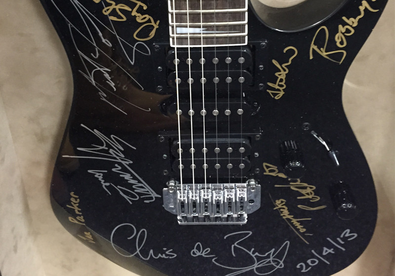  Gitarre von Poplegenden 