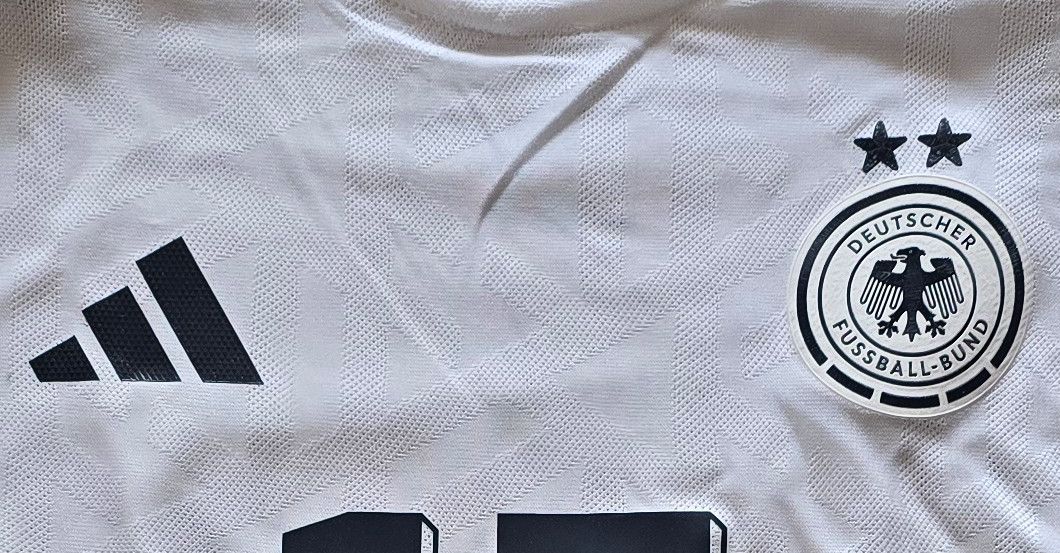 Giulia Gwinn Trikot   Giulia Gwinn Trikot