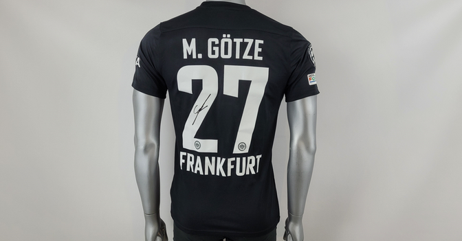  Götze SGE-Trikot 