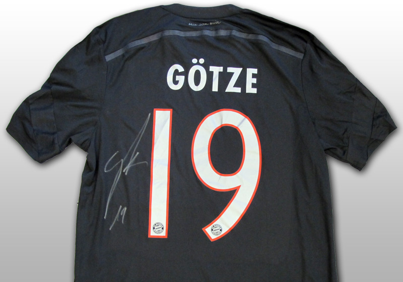 Götzes CL Trikot signiert 