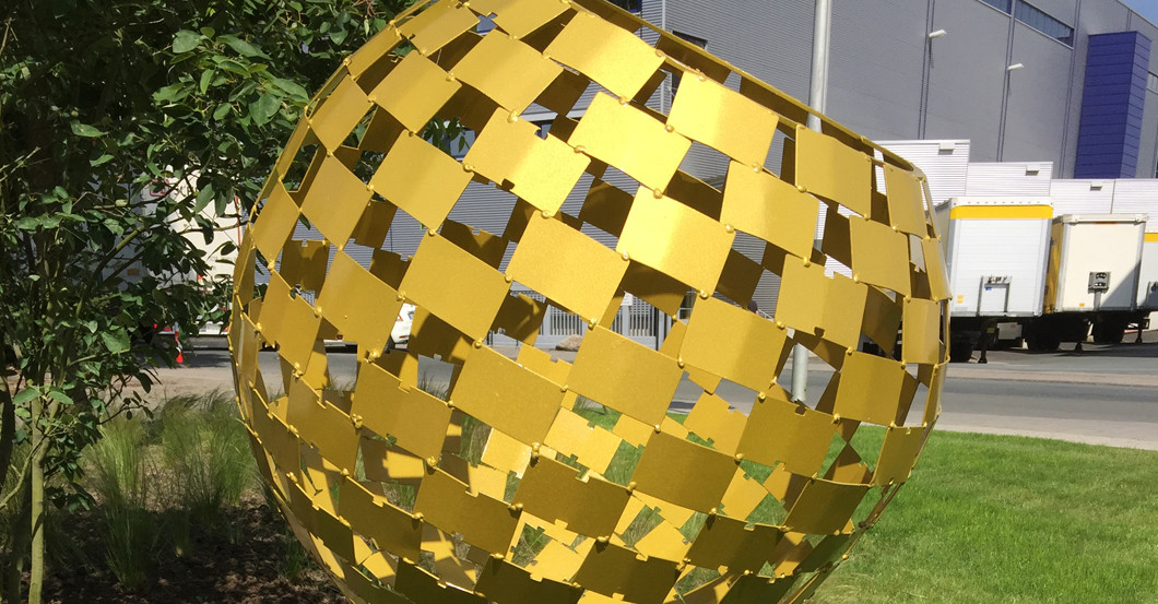 Goldener Ball signiert   Goldener Ball signiert